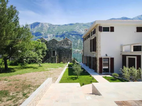 Sale, house, 497m², Prčanj, Kotor - image 27