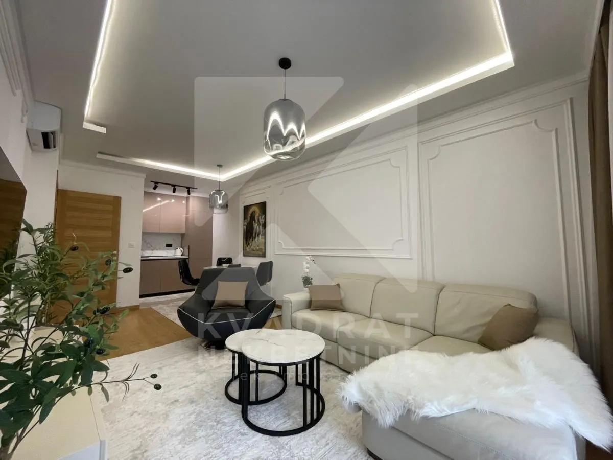 Izdavanje, jednosoban stan, 47m², New City, Podgorica