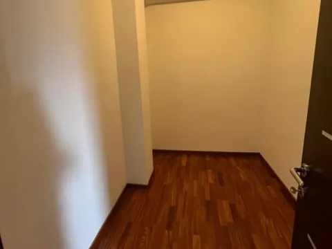 Prodaja, četvorosoban stan, 220m², Preko Morače, Podgorica - image 7