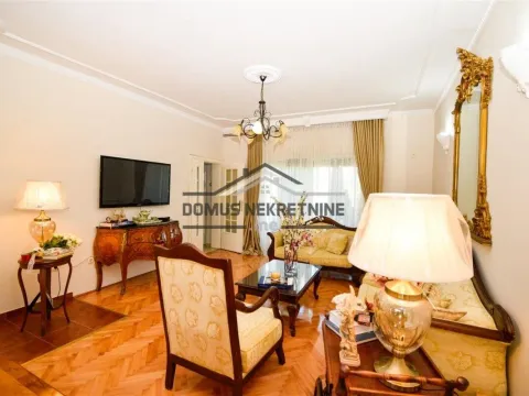 Izdavanje, kuća, 250m², Donja Gorica, Podgorica - image 17