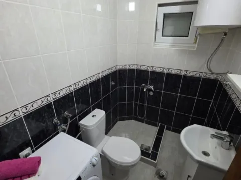 Rent, two bedroom apartment, 64m², Sutomore, Bar - image 10