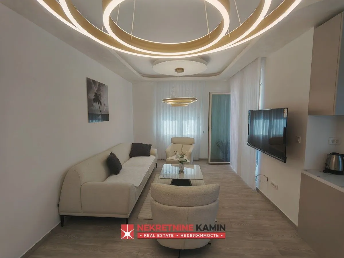 Sale, two bedroom apartment, 74m², Bečići, Budva