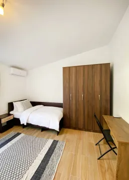 Rent, three bedroom apartment, 136m², Petrovac, Budva - image 13