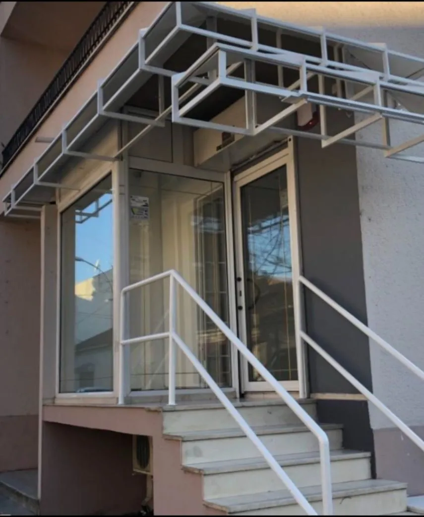 Izdavanje, poslovni prostor, 25m², Centar, Podgorica