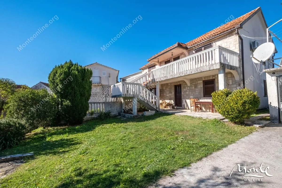 Prodaja, kuća, 153m², Tivat, Crna Gora