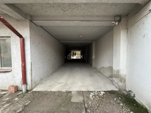 Rent, parking/garage, 28m², Centar, Niš - image 6