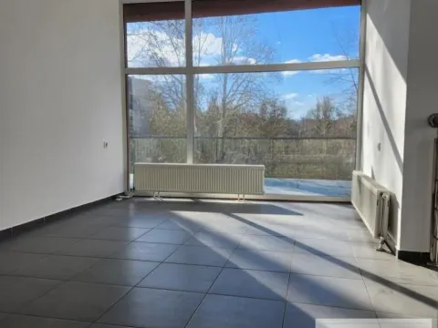 Prodaja, poslovni prostor, 58m², Rotkvarija, Novi Sad Sve Podlokacije - image 3