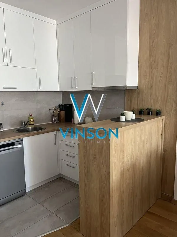 Izdavanje, jednosoban stan, 40m², Salajka, Novi Sad Sve Podlokacije