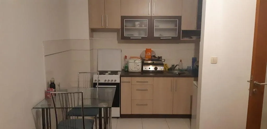Izdavanje, jednosoban stan, 45m², Stari Aerodrom, Podgorica