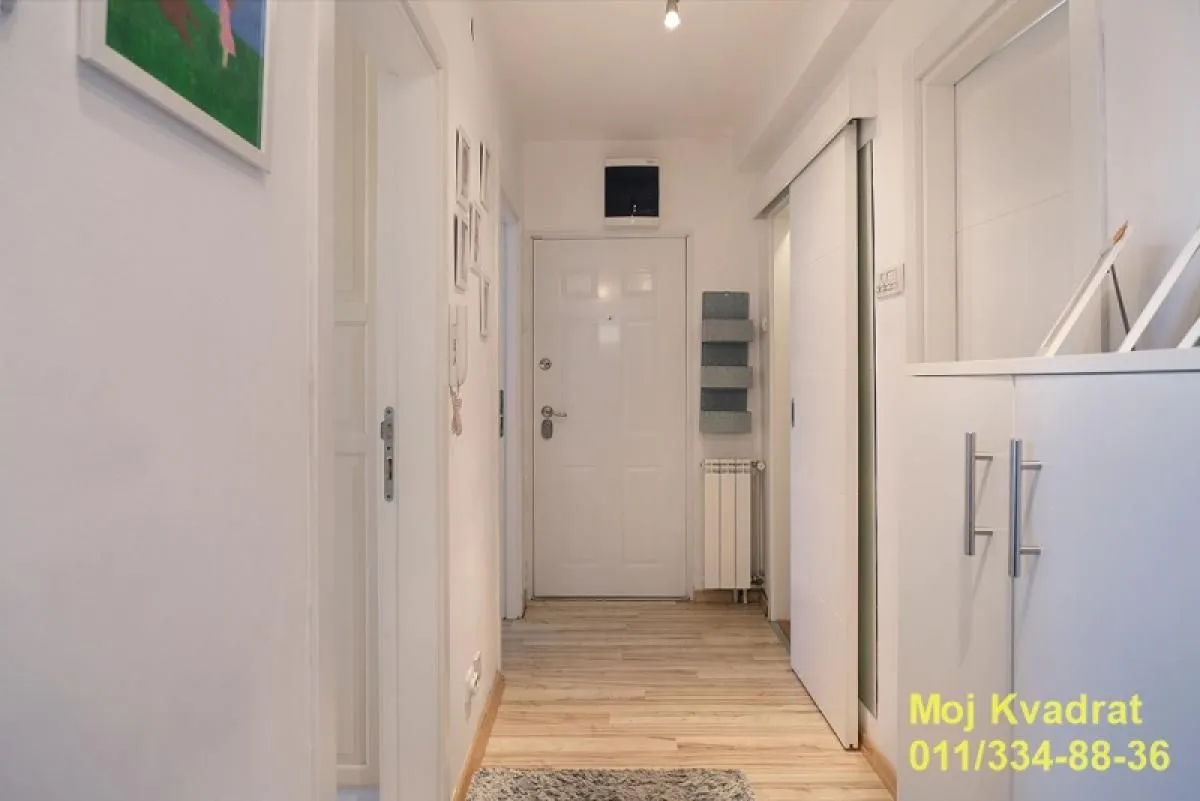 Sale, two bedroom apartment, 61m², Tošin bunar, Novi Beograd Sve Podlokacije