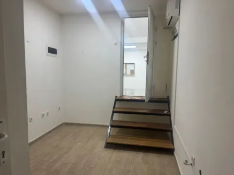 Rent, office space, 15m², Centar, Podgorica - image 12