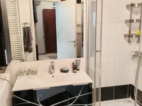 Rent, three bedroom apartment, 65m², Centar, Kragujevac - image 9