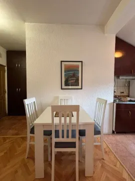 Izdavanje, jednosoban stan, 38m², Stari Aerodrom, Podgorica - image 6