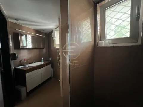 Prodaja, poslovni prostor, 110m², Centar, Novi Sad - image 8