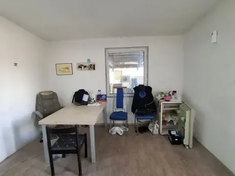 Prodaja, poslovni prostor, 150m², Čukarica, Beograd - image 4