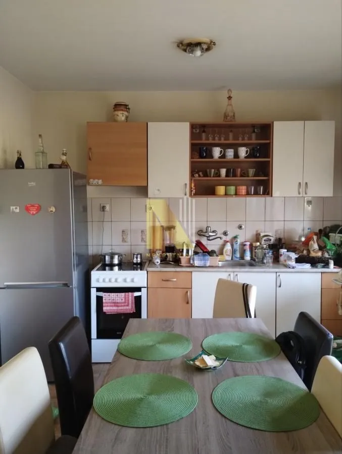 Sale, house, 162m², Veternik, Novi Sad Sve Podlokacije