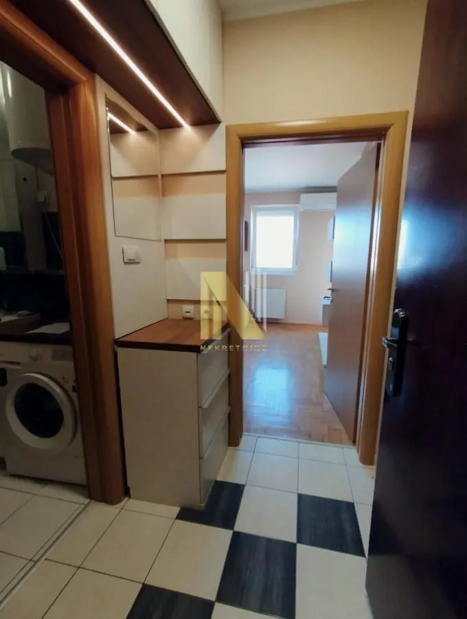 Prodaja, dvosoban stan, 41m², Telep, Novi Sad Sve Podlokacije