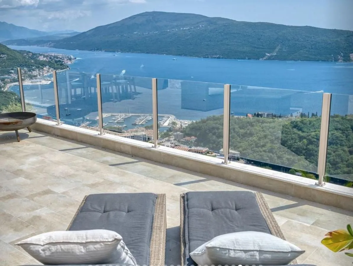 Prodaja, kuća, 240m², Podi, Herceg Novi