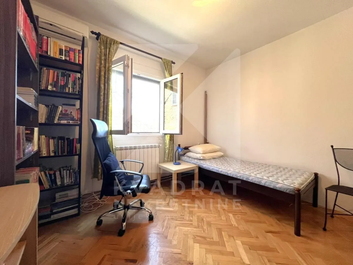 Prodaja, kuća, 159m², Malo Brdo, Podgorica
