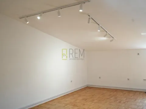 Rent, office space, 174m², Centar, Podgorica - image 7