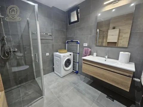 Izdavanje, poslovni prostor, 125m², Slavija, Vračar Sve Podlokacije - image 7