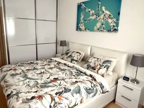 Sale, three bedroom apartment, 72m², City Kvart, Podgorica - image 6