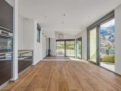 Prodaja, kuća, 456m², Prčanj, Kotor - image 21