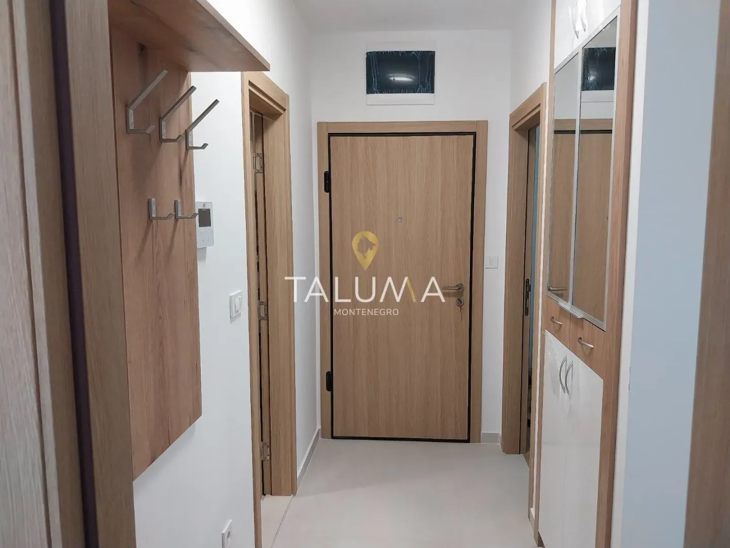 Rent, two bedroom apartment, 55m², City Kvart, Podgorica