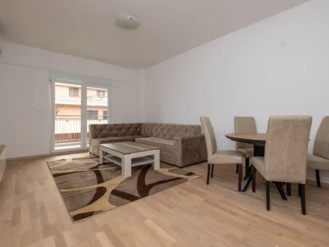 Izdavanje, stan, 58m², Momišići, Podgorica - image 5