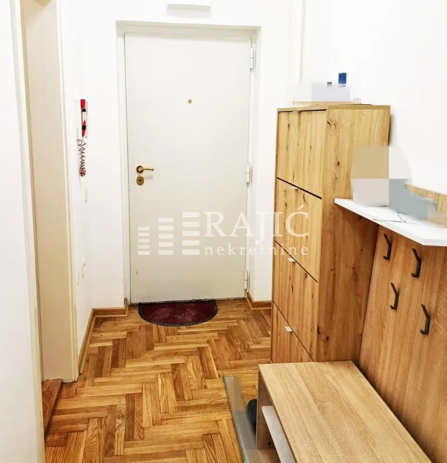 Rent, two bedroom apartment, 63m², Stari Grad, Beograd