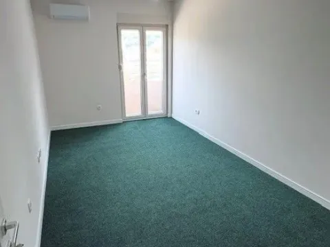 Izdavanje, dvosoban stan, 72m², Central Point, Podgorica - image 7