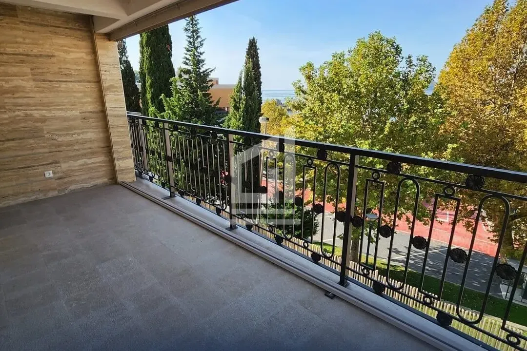 Prodaja, dvosoban stan, 67m², Budva, Crna Gora