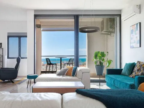 Prodaja, dvosoban stan, 136m², Centar, Bar - image 2