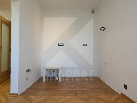 Izdavanje, poslovni prostor, 106m², Baston, Podgorica - image 6