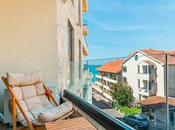 Sale, two bedroom apartment, 49m², Rafailovići, Budva