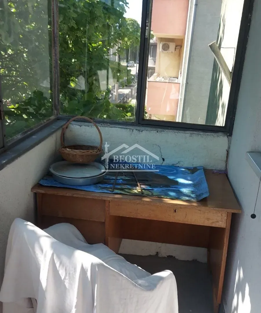 Prodaja, dvosoban stan, 58m², Zemun Sve Podlokacije, Beograd