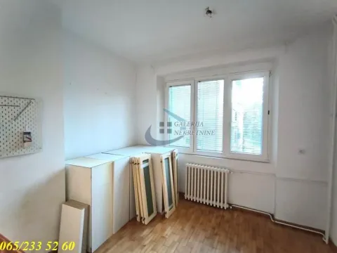 Izdavanje, poslovni prostor, 52m², Savski Venac, Beograd - image 22