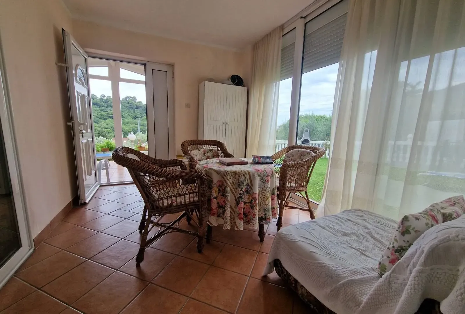 Sale, two bedroom apartment, 56m², Petrovac, Budva