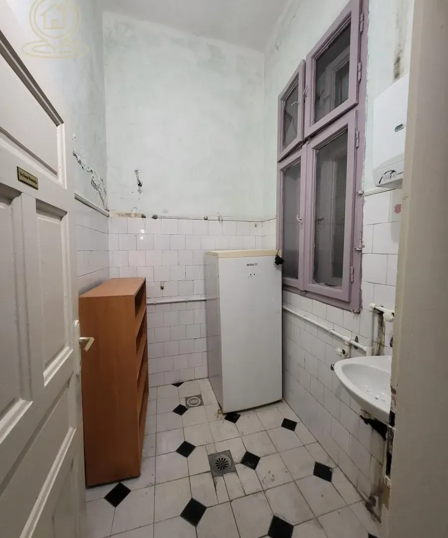 Rent, office space, 100m², Medijana, Niš