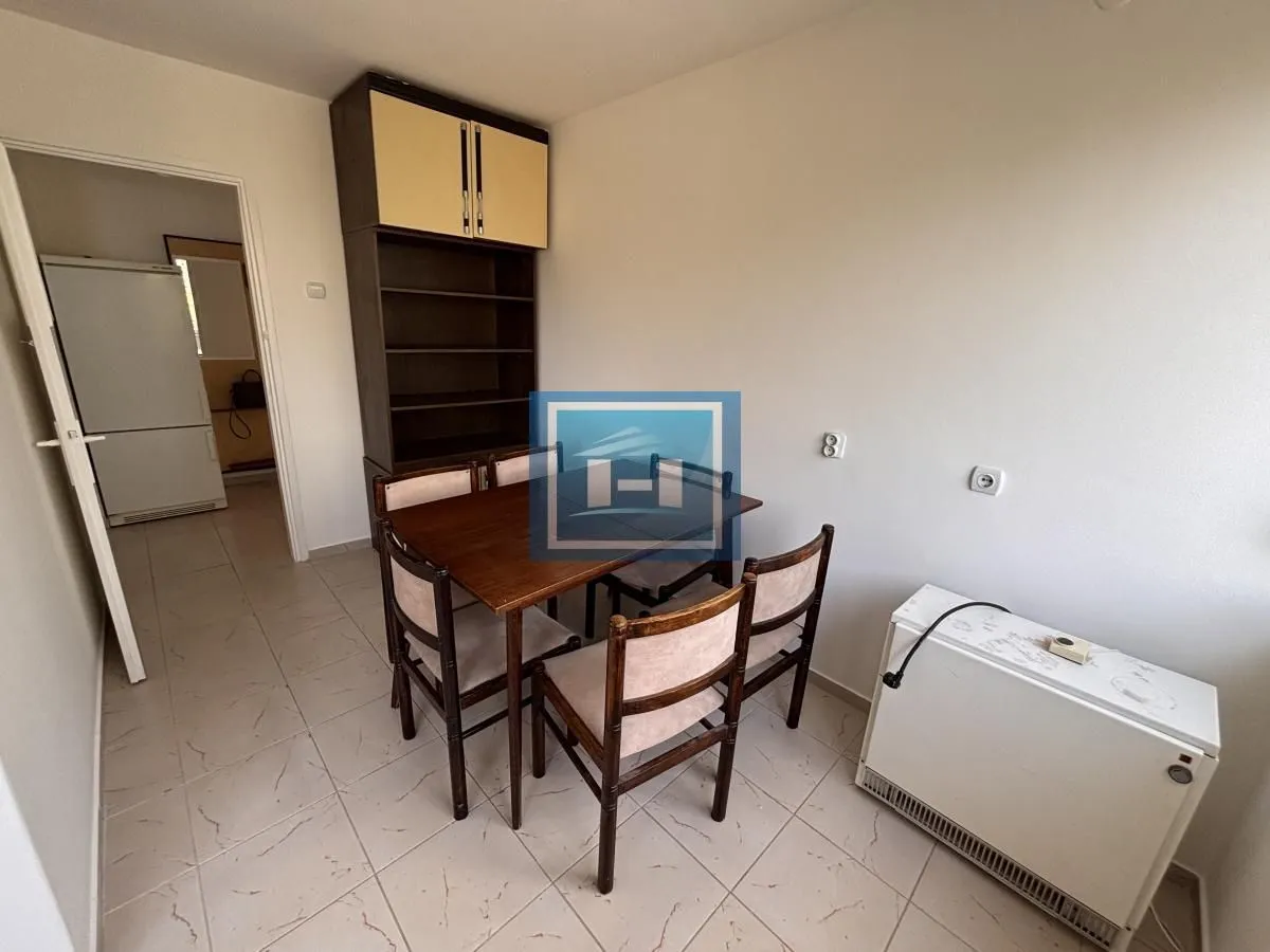 Prodaja, dvosoban stan, 58m², Kajsijar, Jagodina