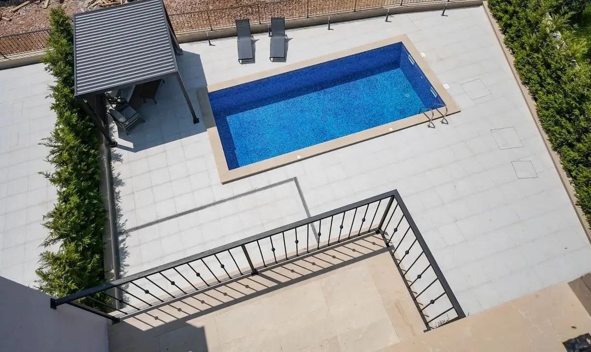Daily-rent, house, 223m², Reževići, Budva