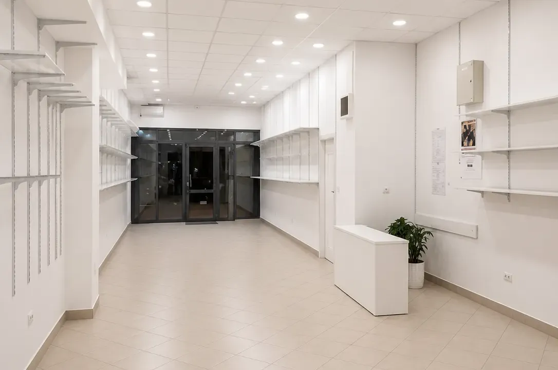 Rent, office space, 120m², Stari Aerodrom, Podgorica