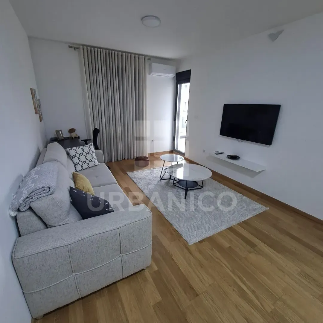 Izdavanje, jednosoban stan, 47m², City Kvart, Podgorica