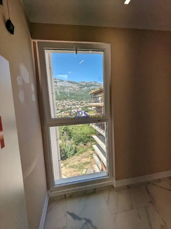 Prodaja, dvosoban stan, 76m², Bar, Crna Gora