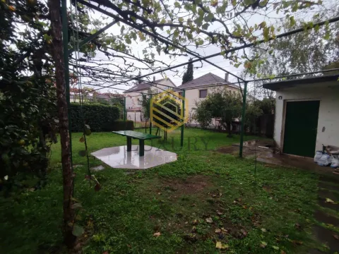 Rent, house, 200m², Zagorič, Podgorica - image 8
