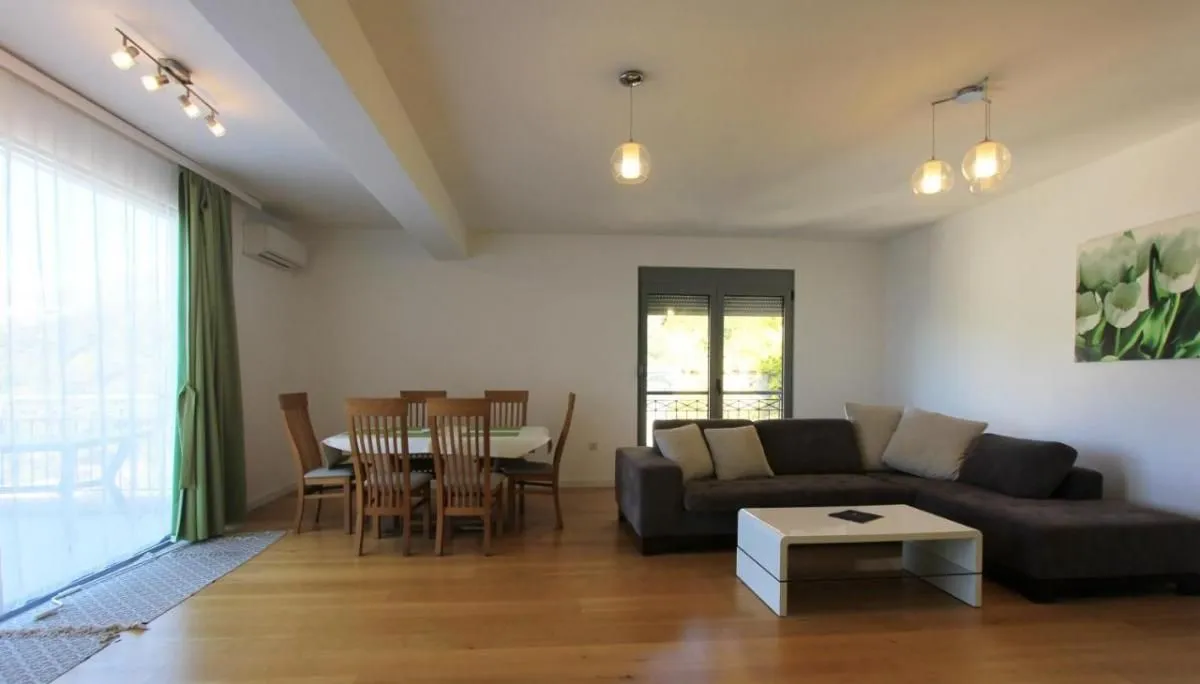 Sale, two bedroom apartment, 120m², Sveti Stefan, Budva
