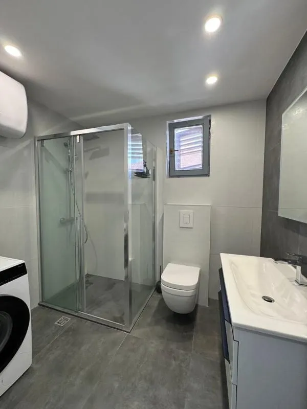 Prodaja, jednosoban stan, 45m², Baošići, Herceg Novi