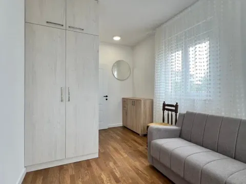 Izdavanje, kuća, 63m², Stari Aerodrom, Podgorica - image 9