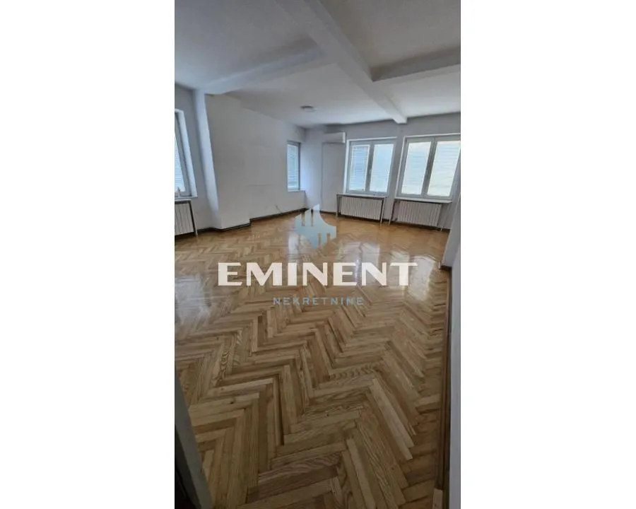 Rent, four bedroom apartment, 130m², Zemun Sve Podlokacije, Beograd