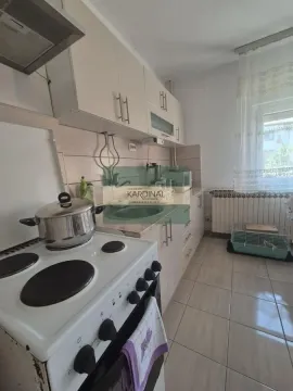 Prodaja, četvorosoban stan, 120m², Strelište, Jagodina - image 13